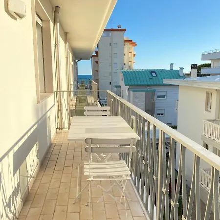 Cristina Carraro Immobiliare - Family 아파트