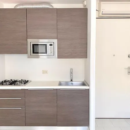 Cristina Carraro Immobiliare - Family Apartment *